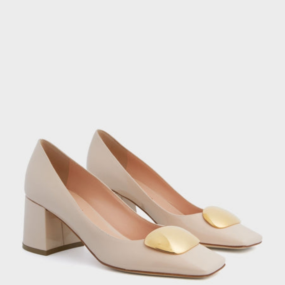 Rupert Sanderson Beige Leather Block Heel Pumps with Gold Accent